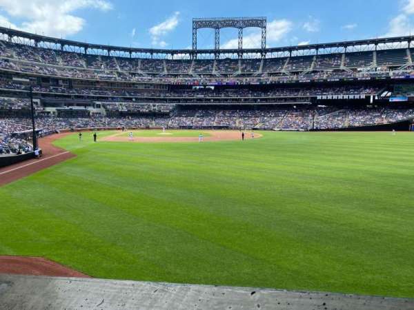 Citi Field, section: 102, row: 7, seat: 11
