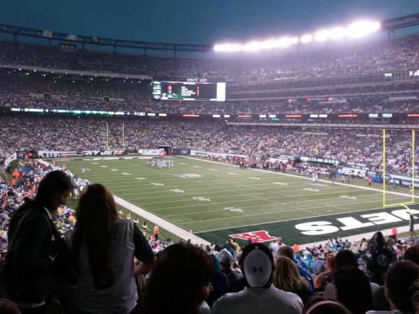 MetLife Stadium, section: 106, row: 41, seat: 5
