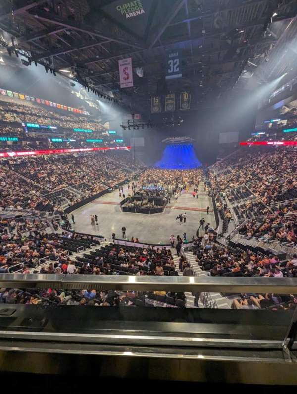 Climate Pledge Arena, section: 120, row: A, seat: 2