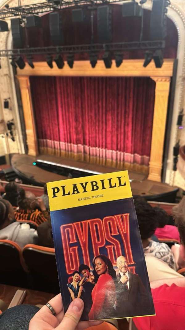 Majestic Theatre, section: Front Mezzanine R, row: E, seat: 22
