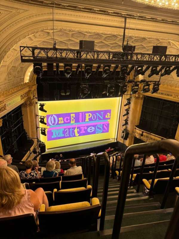 Hudson Theatre, section: Balcony L, row: G, seat: 1