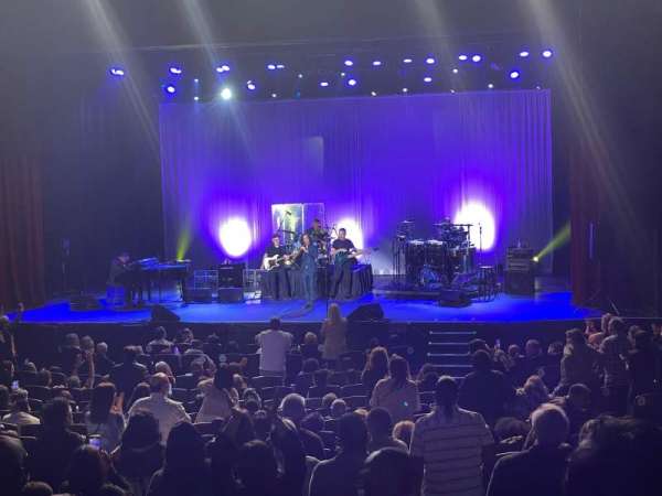 Pechanga Theater, section: UPCNTR, row: S, seat: 202