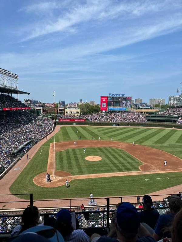 Wrigley Field, section: 322R, row: 5, seat: 1