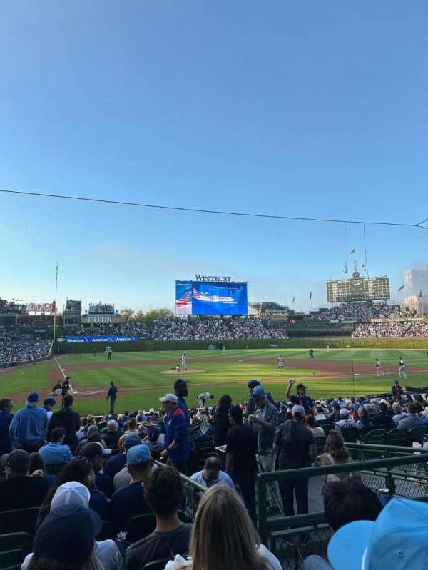 Wrigley Field, section: 121, row: 7, seat: 12