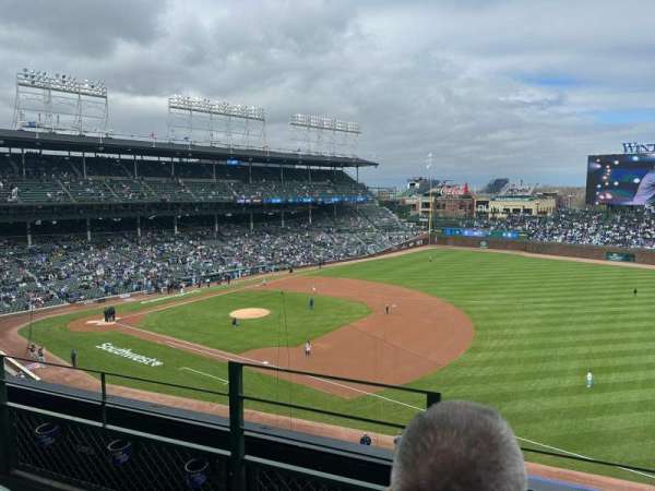 Wrigley Field, section: 328R, row: 3, seat: 1
