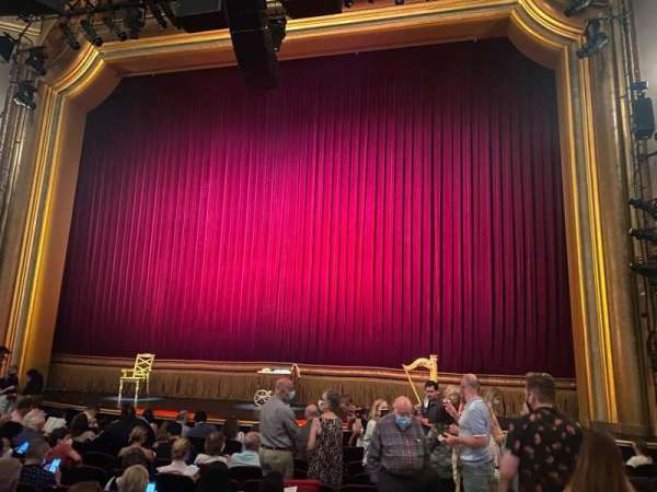 St. James Theatre, section: Orchestra R, row: L, seat: 10