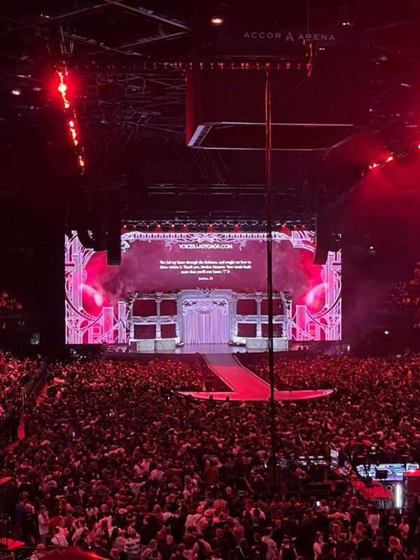 Accor Arena, section: Gradin U, row: 06, seat: 15