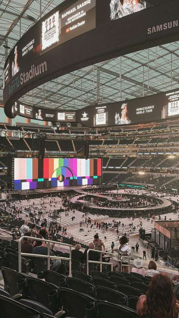 SoFi Stadium, section: 225, row: 12, seat: 19