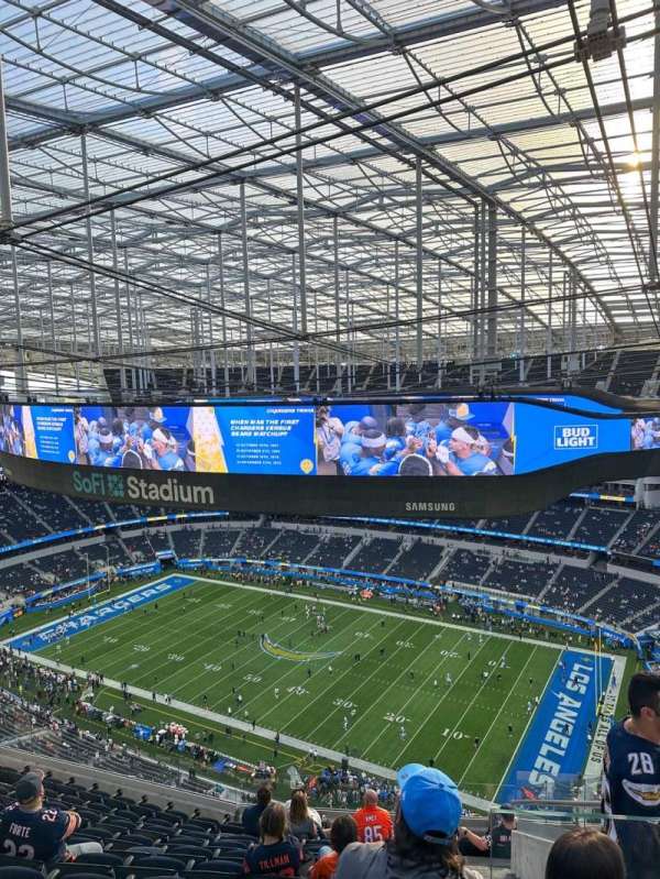 SoFi Stadium, section: 545, row: 11, seat: 4