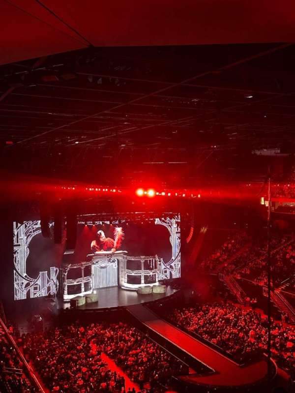 Moody Center, section: 215, row: G, seat: 1