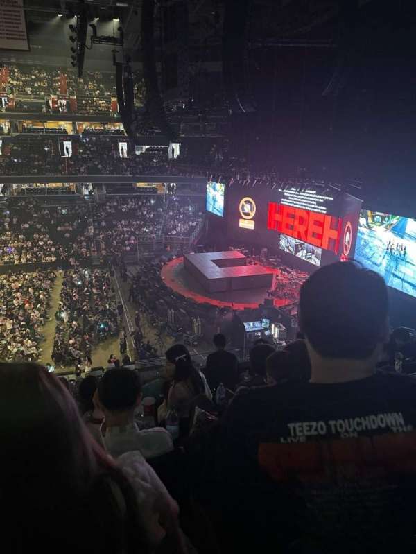Capital One Arena, section: 217, row: F, seat: 3