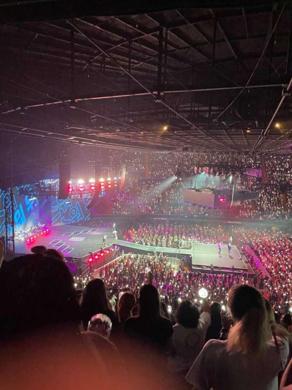 Kia Forum, section: 226, row: 12, seat: 7