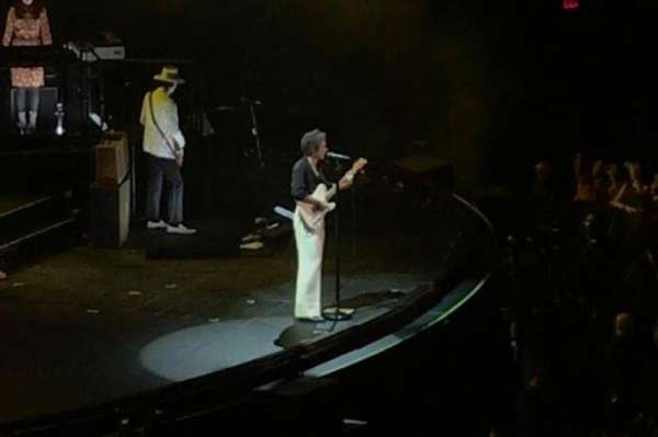 Toyota Center, section: 121, row: 22, seat: 8