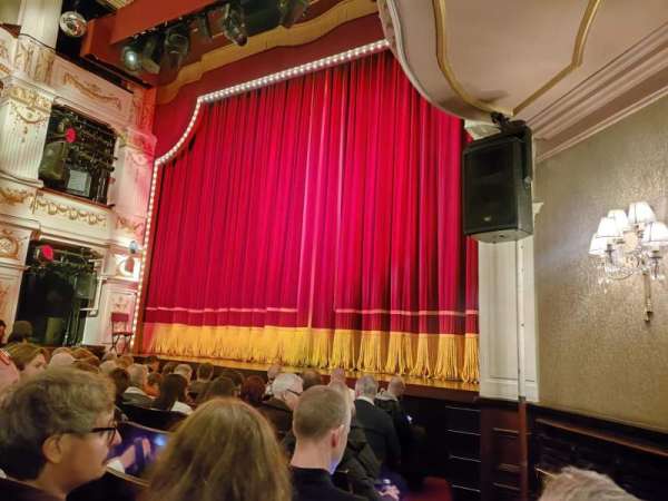 Garrick Theatre, section: Stalls, row: F, seat: 1