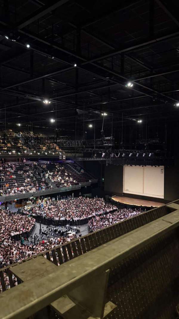 Ziggo Dome, section: 205, row: 1, seat: 126