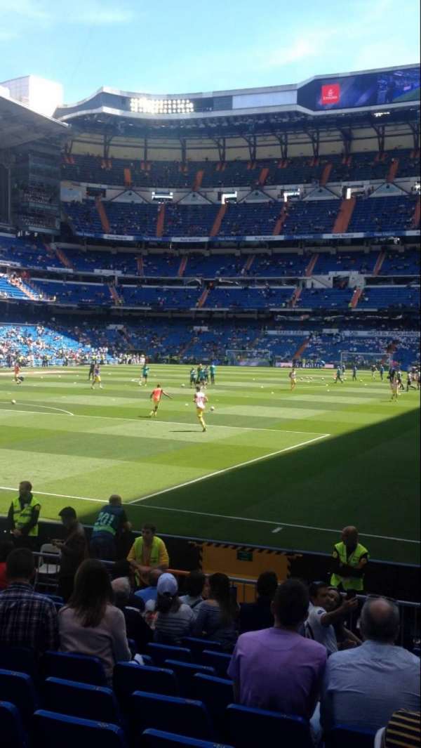 Santiago Bernabéu Stadium, section: 114, row: 15, seat: 18