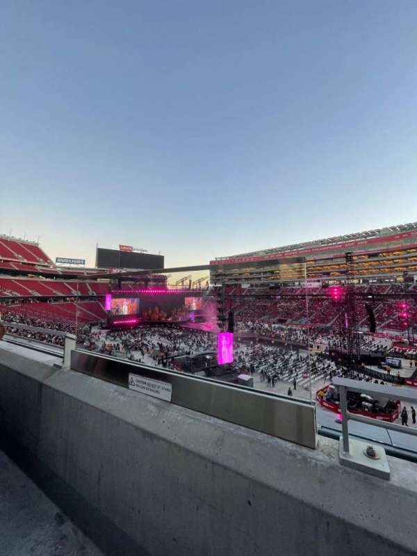 Levi's Stadium, section: 209, row: 1, seat: 21