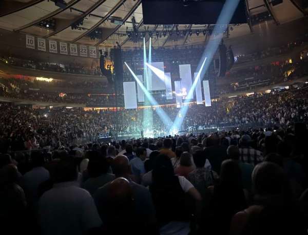 Madison Square Garden, section: Floor D, row: 12, seat: 9