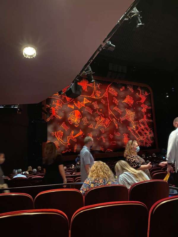 Minskoff Theatre, section: Orchestra L, row: R, seat: 7
