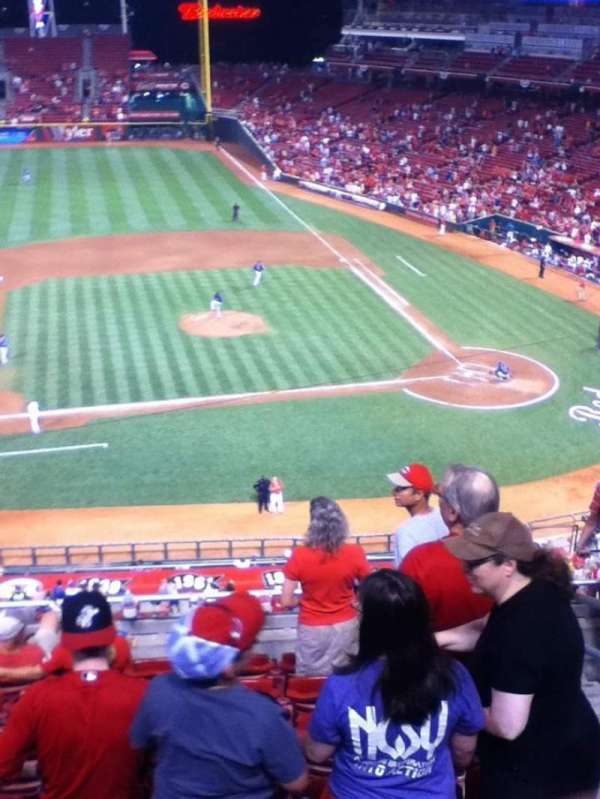 Great American Ball Park, section: 417, row: H, seat: 3