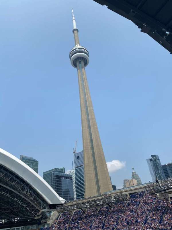 Rogers Centre, section: 527, row: 12, seat: 20
