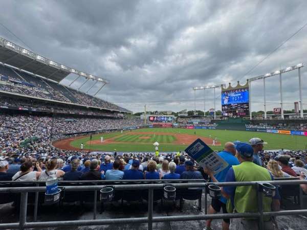 Kauffman Stadium, section: 234, row: Bb, seat: 6