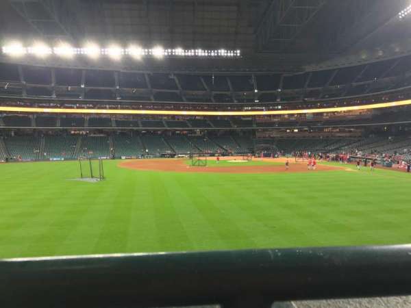 Daikin Park, section: 100, row: 1, seat: 10