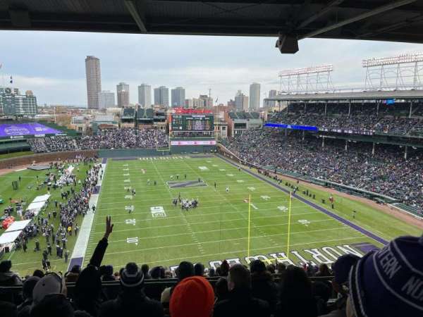 Wrigley Field, section: 409L, row: 5, seat: 16