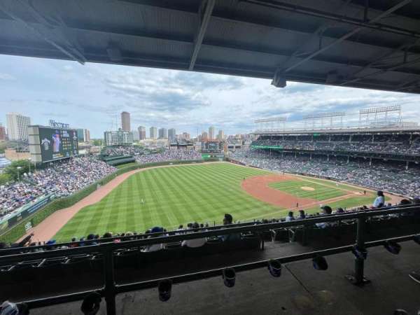 Wrigley Field, section: 406L, row: 2, seat: 7