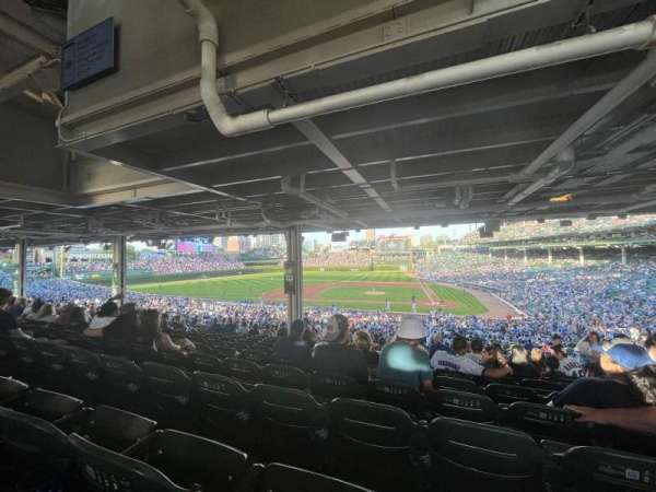 Wrigley Field, section: 213, row: 18, seat: 20