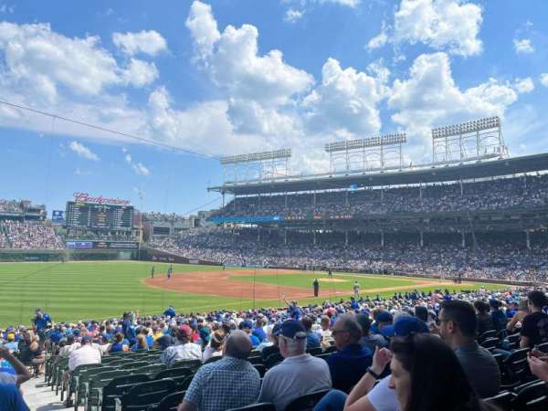 Wrigley Field, section: 106, row: 15, seat: 16