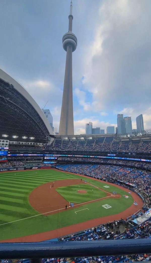 Rogers Centre, section: 533, row: 1, seat: 5
