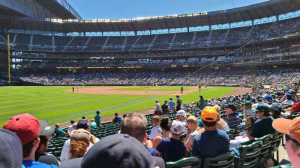 T-Mobile Park, section: 147, row: 15, seat: 10