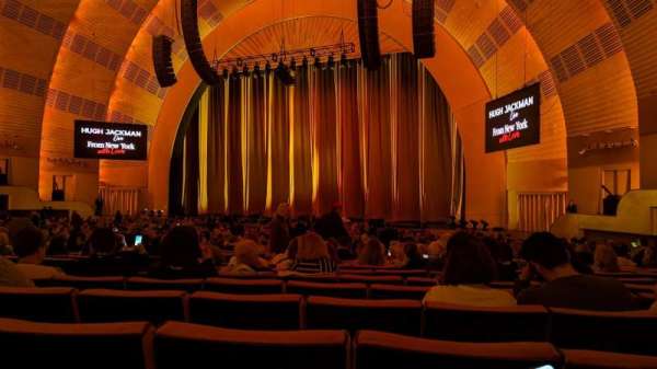 Radio City Music Hall, section: Orchestra 2, row: J, seat: 207