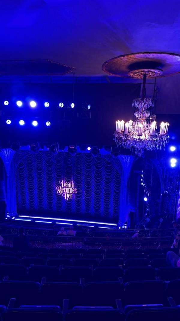 Lunt-Fontanne Theatre, section: Front Mezzanine R, row: J, seat: 122