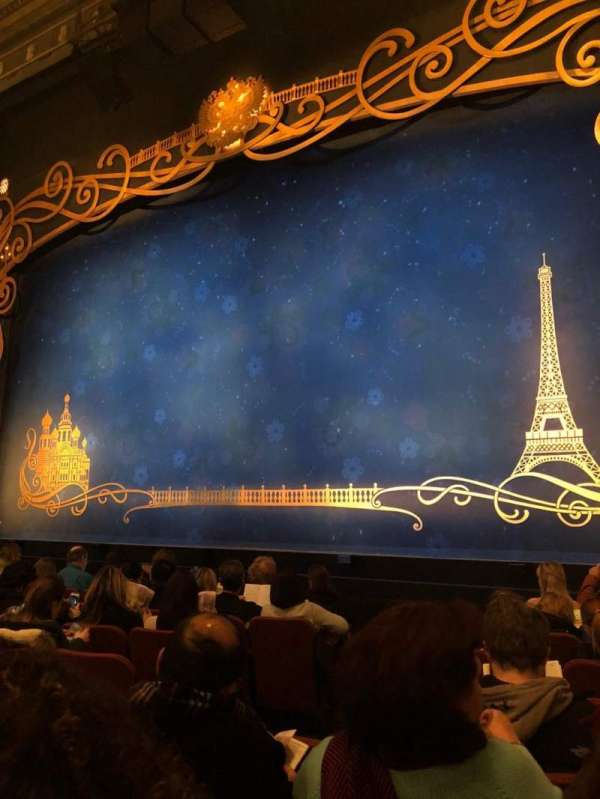 Broadhurst Theatre, section: Orchestra R, row: H, seat: 6