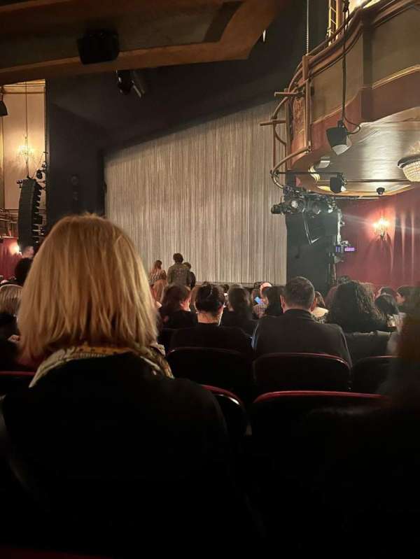 St. James Theatre, section: Orchestra R, row: N, seat: 28