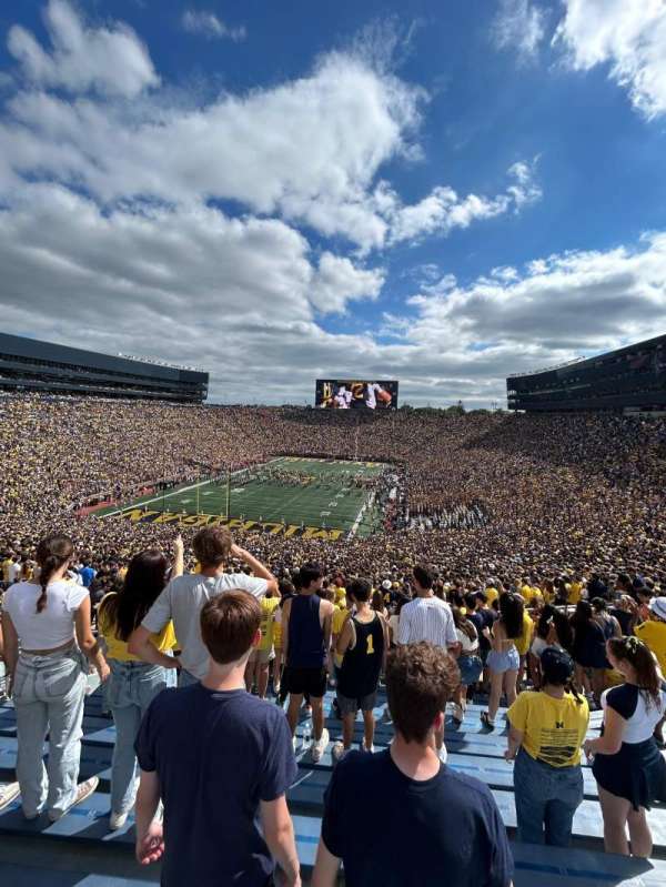 Michigan Stadium, section: 32, row: 86, seat: 31