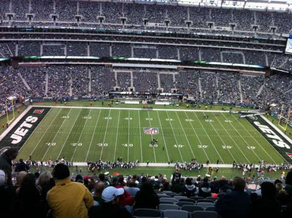 Metlife Stadium, section: 339, row: 26, seat: 17