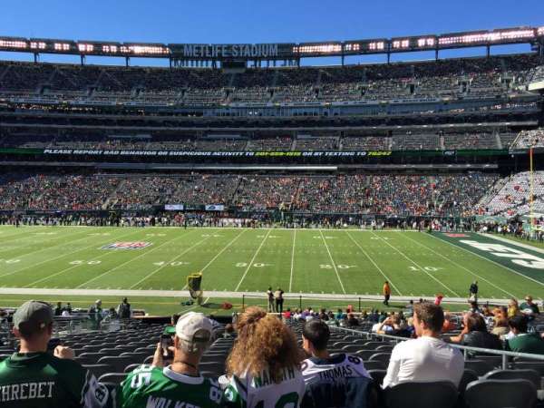 MetLife Stadium, section: 111c, row: 25, seat: 5