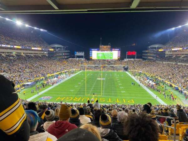 Acrisure Stadium, section: 223, row: Q, seat: 4