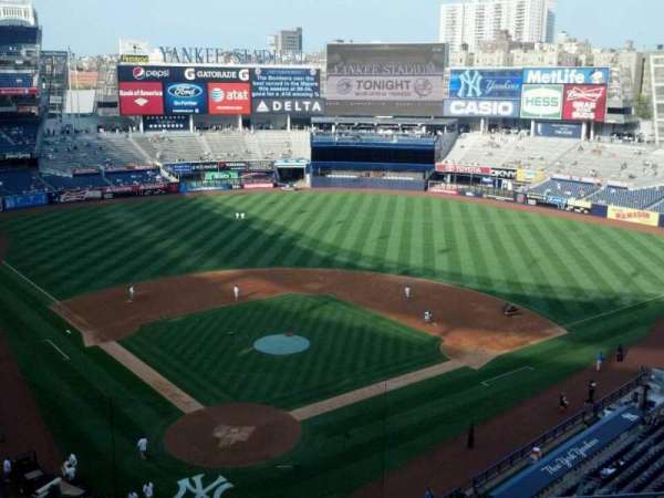 Yankee Stadium, section: 320a, row: 5, seat: 6