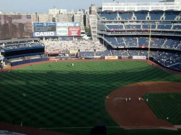 Yankee Stadium, section: 426, row: 4, seat: 13