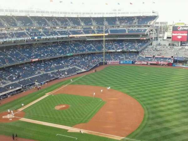 Yankee Stadium, section: 414, row: 1, seat: 8