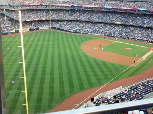 Yankee Stadium, section: 431b, row: 1, seat: 18