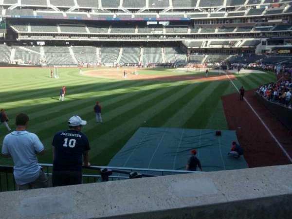 Citi Field, section: 132, row: 25, seat: 8