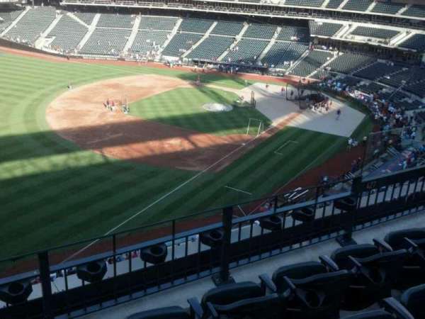 Citi Field, section: 427, row: 4, seat: 7