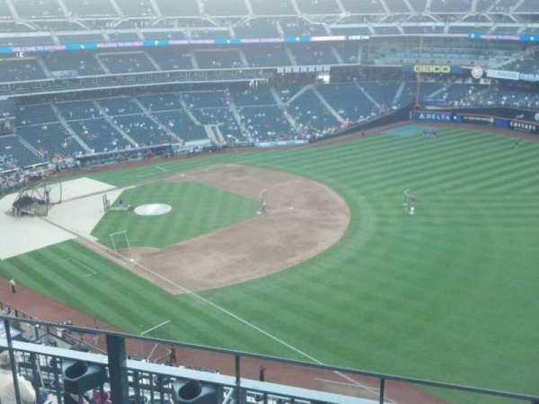 Citi Field, section: 502, row: 3, seat: 15