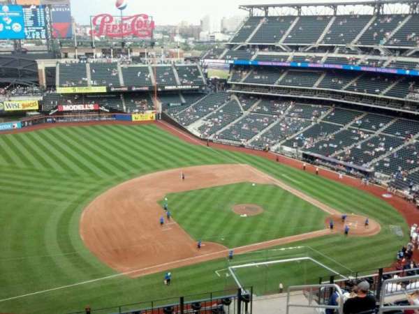 Citi Field, section: 523, row: 9, seat: 6