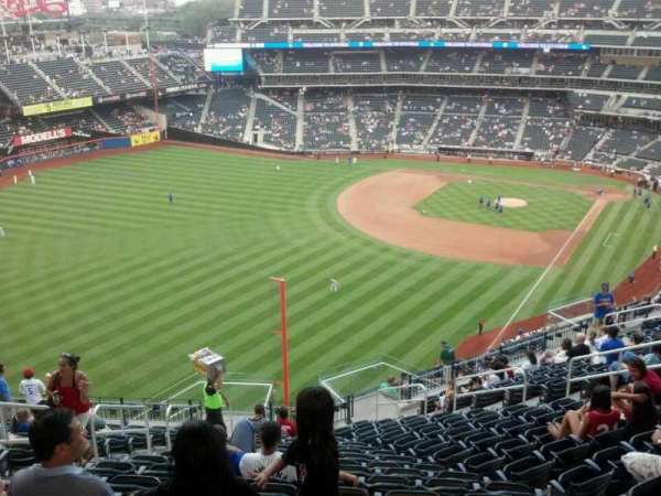 Citi Field, section: 530, row: 17, seat: 19
